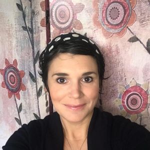 Meet your Posher, Hélène